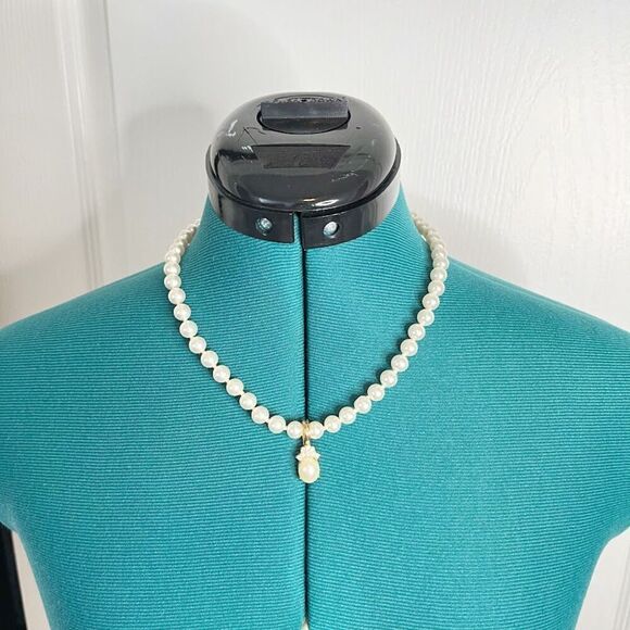 Beaded Faux Pearl Rhinestone Drop Pendant Stamped "Roman" Choker Necklace - Picture 1 of 8